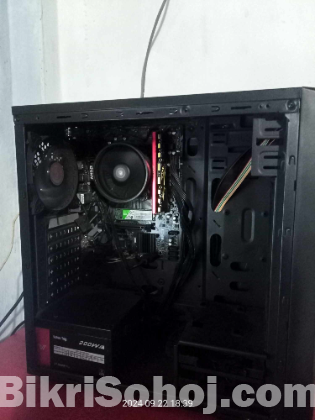 Ryzen 3 3200g 10gen with 12gb ram